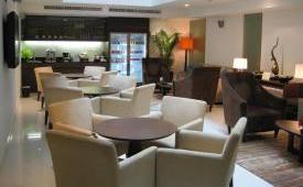 Oakwood Residence Sukhumvit 24 Bangkok