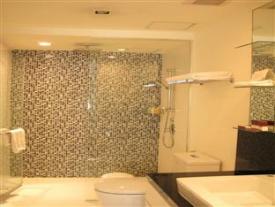 Oakwood Residence Sukhumvit 24 Bangkok