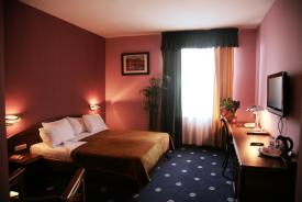 Ararat Hotel