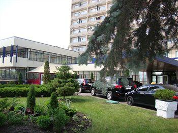 HOTEL SLAVUTICH