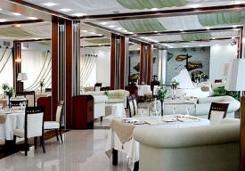 Cruise Hotel