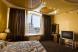 Apartment gold