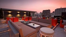Pool Bar