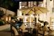Pool & Detail