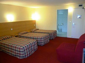 93a8561451a2eebd4547ffa81daa2180