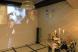 Connecting Room